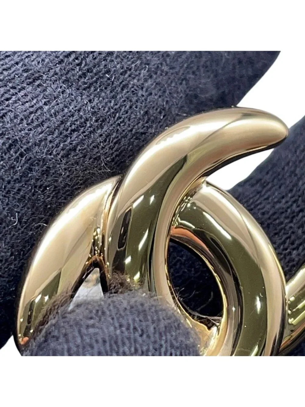 Chanel Earrings CC Logo